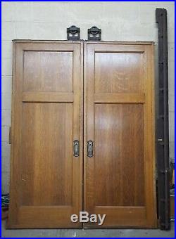 Antique Shaker style White Oak Pocket Doors Sliding Doors with Hardware
